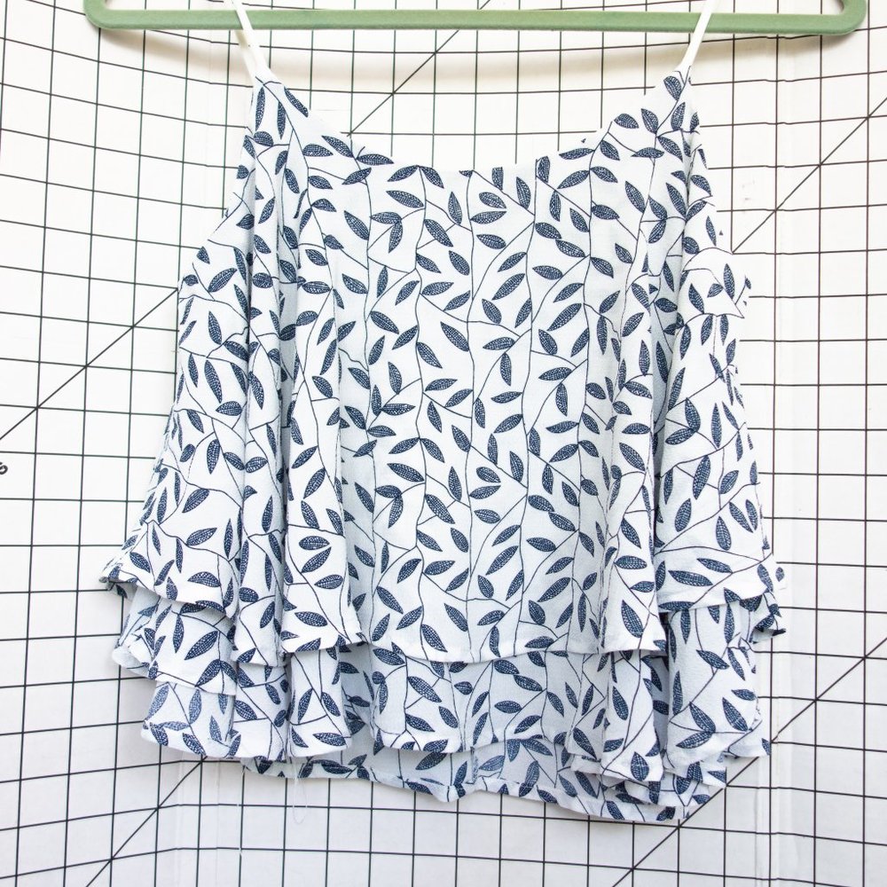 Flowy blue & white crop top